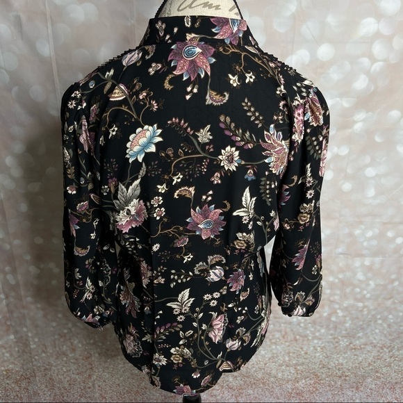 𝅺VIOLET & Claire New York Floral Print Top - Picture 8 of 10